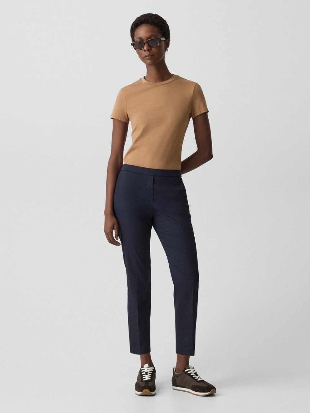 Theory Treeca Pull-On Pant in Good Linen
